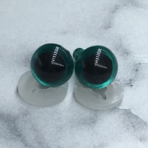 8mm Renkli Kilitli Amigurumi Göz METALİK YEŞİL